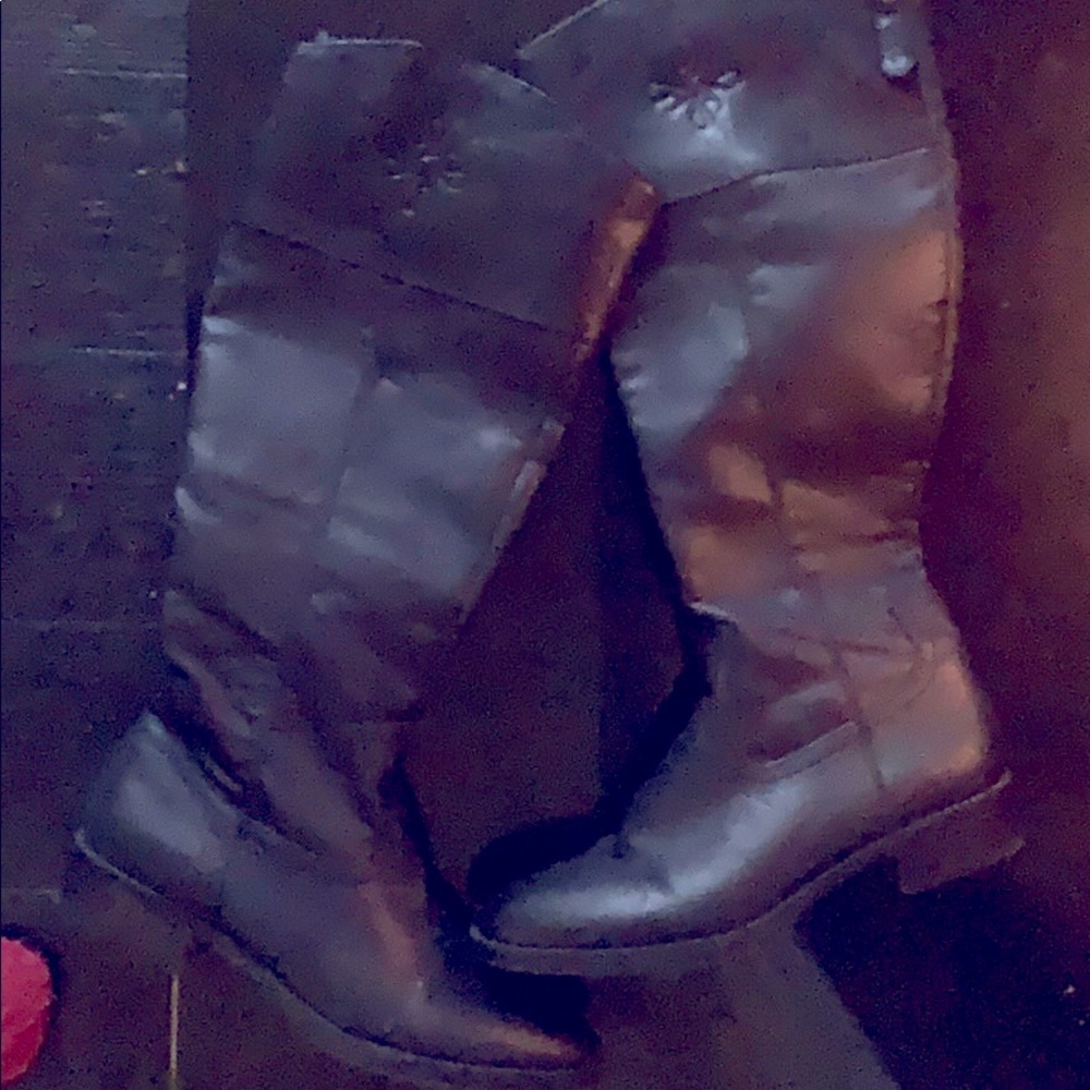 Simply Vera boots